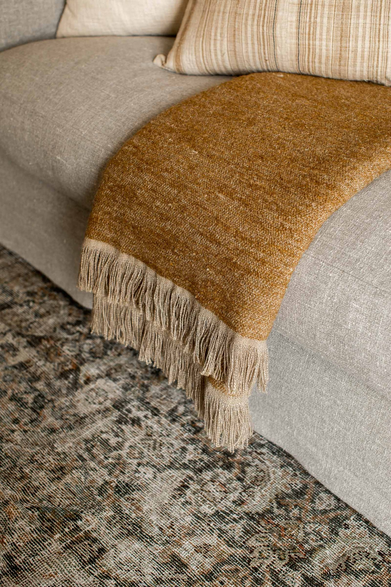Nash Throw Blanket – Natural / Safran