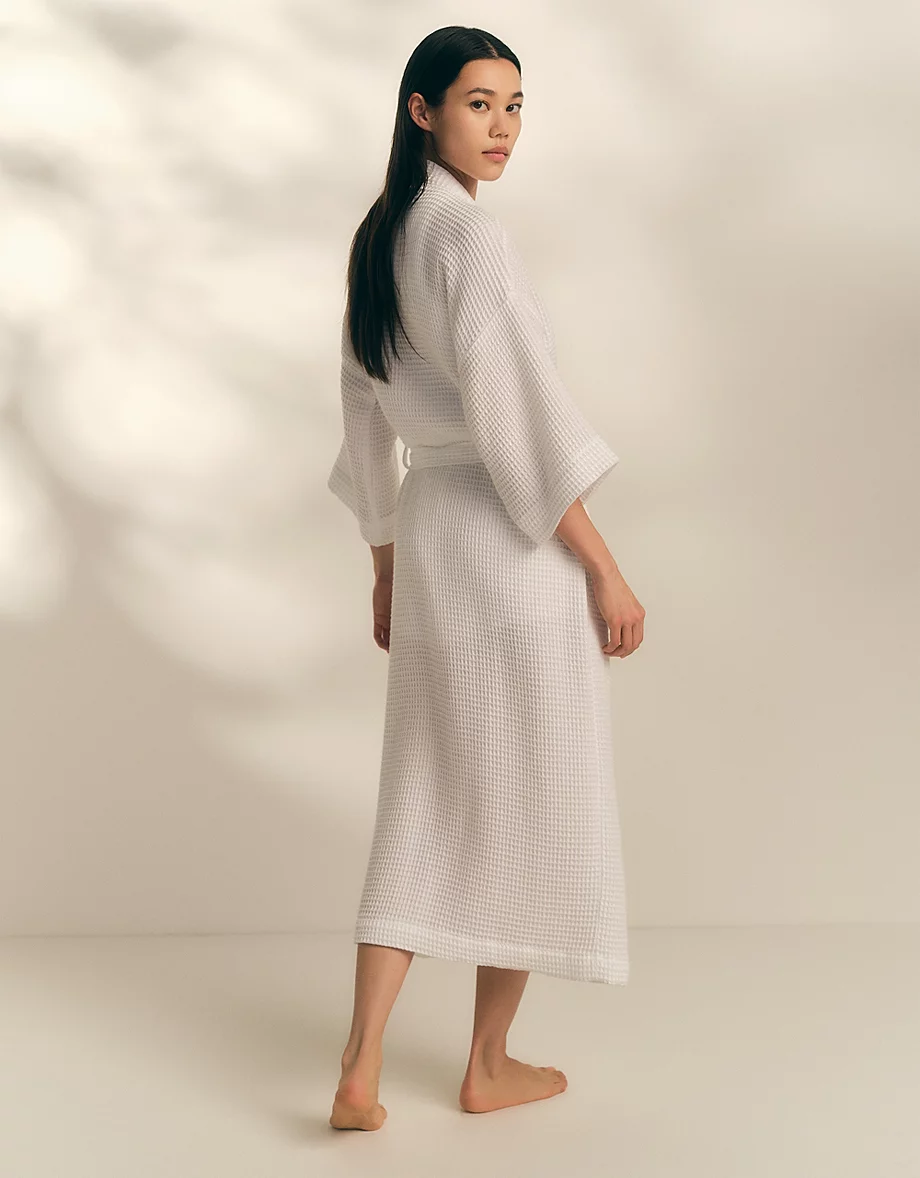 Long Lightweight Organic Cotton Waffle Robe – White